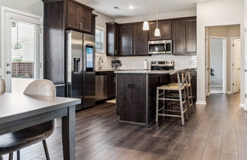 East Fayetteville House | Family-Friendly 4BR Home with BBQ & Free Parking