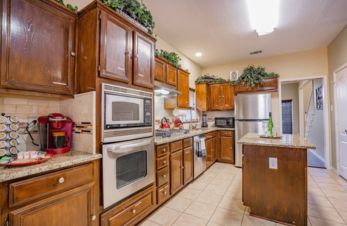 Allen House | Family Friendly 5-Bedroom w/Pool