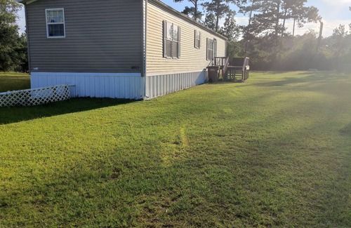 Wewahitchka House | Family-friendly animal farm and homesteading haven. Close to the Gulf Beaches.