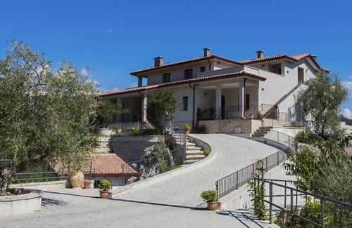Caposele Apartment | Family-friendly apartment in villa with outdoor pool perfect to explore Campania