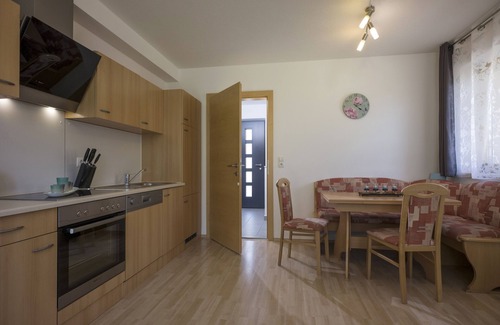 Tux Apartment | Family friendly apartment for 2-5 persons