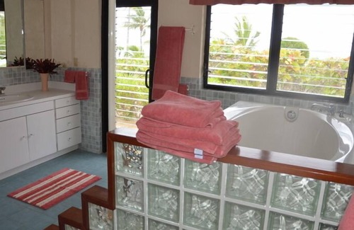 Winding Bay Villa | Family Friendly beachfront villa, pink sand beach on Winding Bay, Eleuthera