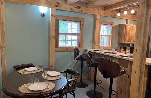 Rogersville Cabin | Family-friendly cabin on 180 acre Clinch Mountain getaway near Rogersville, TN.