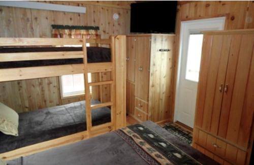 Sundance House | Family-Friendly Cabin Surrounded by Small Town Charm in Sundance, Wyoming