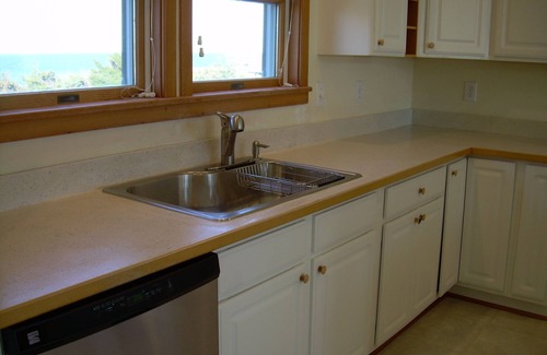 Brigands' Bay House | Family Friendly Canal Front Beach Home-Pet Friendly/Rec room/New Hot Tub