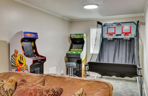 Clearfield House | Family-Friendly Clearfield Home with Hot Tub!