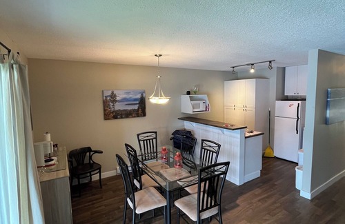 Anglemont Condo | Family friendly Condo on the lake!