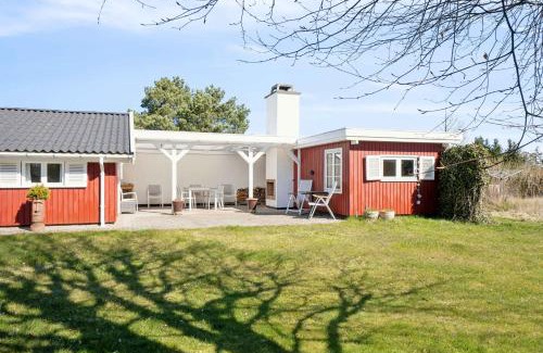 Vejby House | Family-Friendly Cottage, Secluded, 3 Terraces