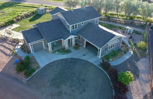 Fort Collins House | Family-Friendly Craftsman-Style Home
