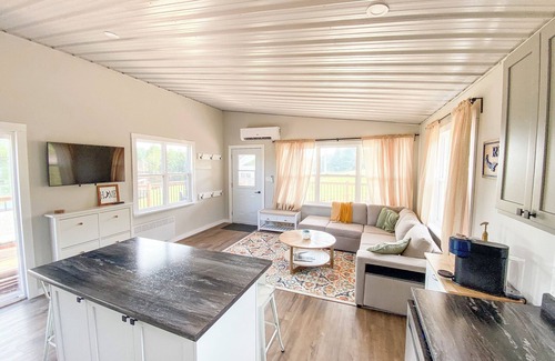 Found Mills Cottage | Family friendly & full of amenities, close to PEIs beach & golf destinations.