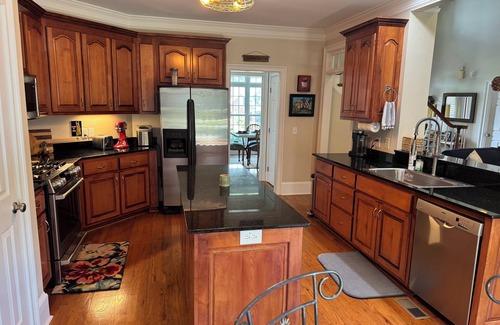 Farmington House | Family Friendly Gameday weekend in Watkinsville!