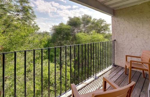 Onalaska Hotel | Family-Friendly Haven w/Indoor/Outdoor Pool, Near Downtown La Crosse