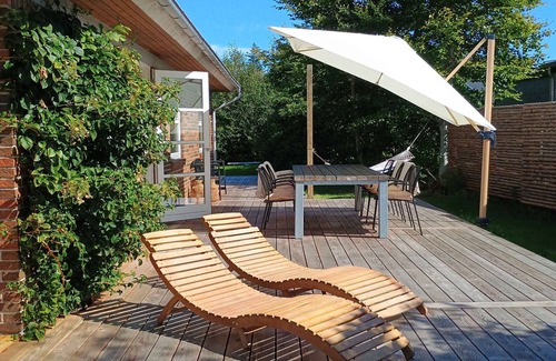 Aalbaek Villa | Family-friendly home near beach, forest, harbour