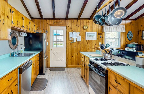 Popponesset House | Family-Friendly Home w/Furnished Deck, Gas Grill, Free WiFi, Wash, Beach Access