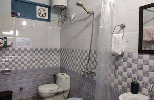 Kumarhatti Apartment | Family-friendly Independent Studio Unit in Solan, Himachal Pradesh, India