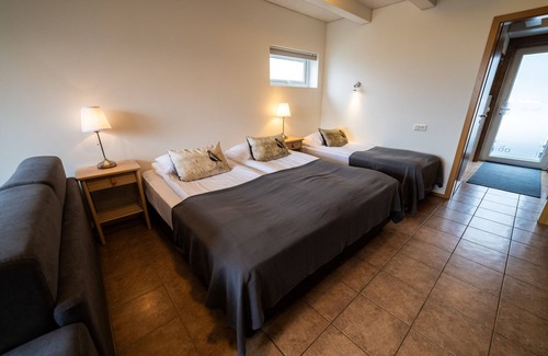 Hvalfjarðarsveit Hotel | Family - friendly