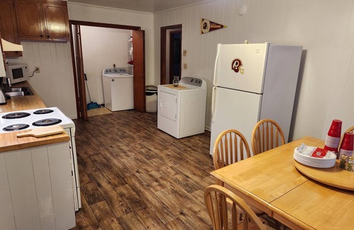 Franklin House | Family-Friendly Lodging - 3 Bedrooms