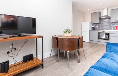 Horsham Apartment | Family Friendly Modern Apartment Close to Horsham Town.