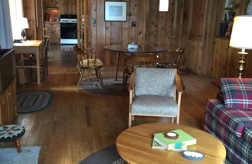 Land O Lakes Cottage | Family-friendly Northwoods Cottage & Guest House On Beautiful Crystal Lake