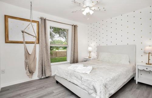 Palm Bay House | Family friendly paradise Pool Home!