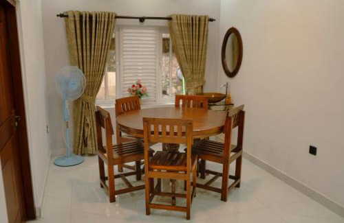 Katugastota Villa | Family-friendly Private Villa with Mountain Views near Kandy