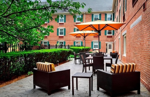 Danvers House | Family-friendly Property in Boston Danvers with Onsite Starbucks & Free Parking
