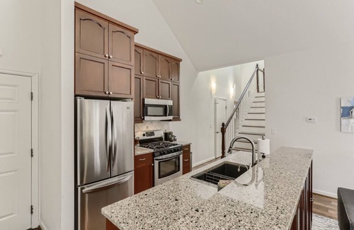 Brentwood-Darlington Apartment | Family Friendly SE Getaway