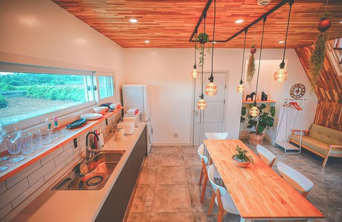 Hallim Villa | Family Friendly, super house in jeju. Beautiful, Bright Villa