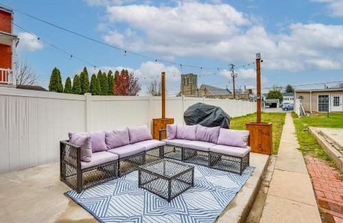 Columbia House | Family-Friendly Townhome with Patio in Columbia!