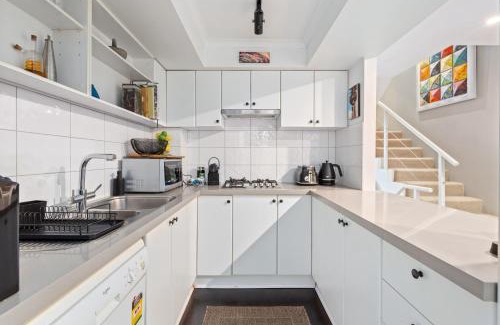 Neutral Bay House | Family-Friendly Townhouse with Private Courtyard