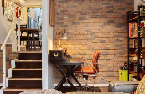 Neutral Bay House | Family-Friendly Townhouse with Private Courtyard