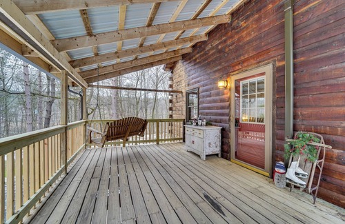 Blandburg Cottage | Family-friendly Tyrone Cabin w/ Deck Near Hiking