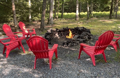 Dingmans Ferry House | FAMILY FRIENDLY HOME TO ENJOY THE OUTDOORS