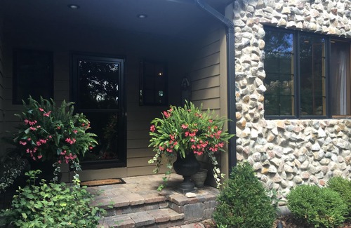 Saint Bonifacius House | Family Friendly Home With Hot Tub and Pool