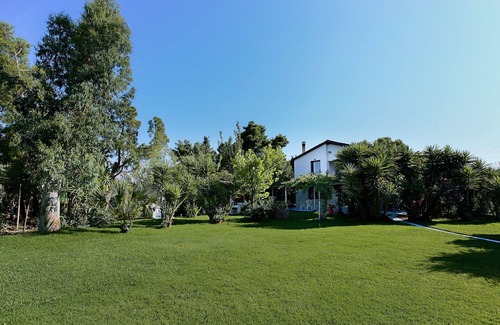 Agios Andreas House | Family-Friendly Villa At The Beachfront
