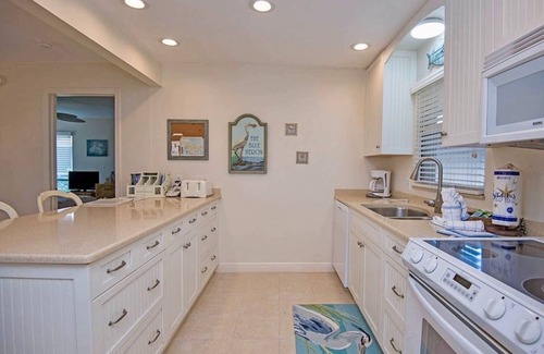 Sanibel Condo | Family-friendly vacation condo -Sanibel Serenity