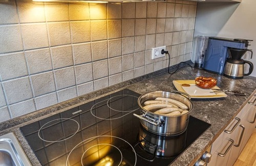 Wenzenbach Apartment | Family-friendly vacation apartment with two bedrooms and private terrace