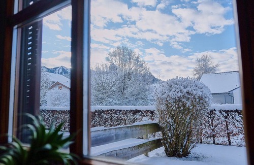 Sonthofen Apartment | Family-friendly vacation apartment with large garden and mountain views