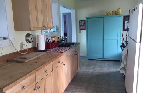 Westmore Cottage | Family-Friendly Willoughby Lake Cottage