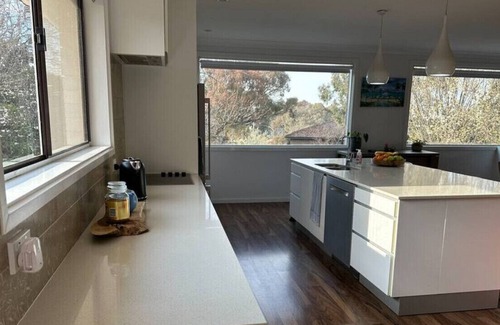 Melba House | Family Fun Home @Melba