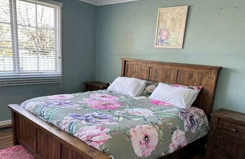 Melba House | Family Fun Home @Melba