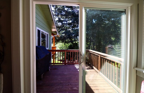 Central Oregon House | Family fun on large deck overlooking Delta Ponds - total remodel complete 6/2022