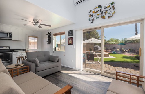 Tucson House | Family Fun Vacation, Heated Pool, Spa, Game Room, Sauna, Putting Green.