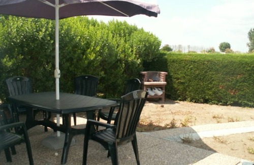La Faute-sur-Mer House | Family Haven: Cozy House, Pool, Near Beach & Shops