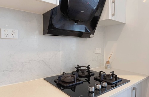Sunnybank Hills House | Family Haven in Sunnybank | 2BR 2Bath/3 Beds