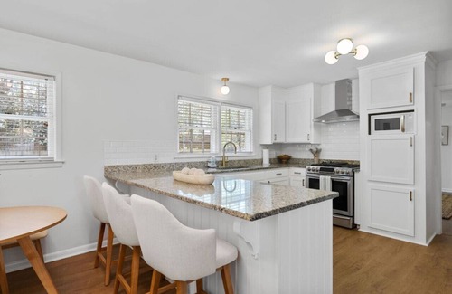 Hanahan House | Family Home and Private Backyard