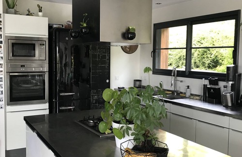 Saint-Martin-Bellevue Villa | Family home