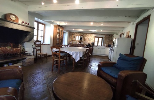 Saint-Point House | Family home in Burgundy near Cluny