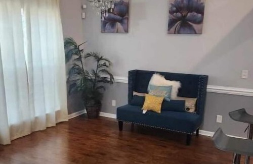 Fleming House | Family Home in quiet & safe area