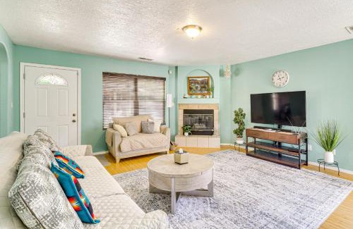 Ventana Ranch House | Family Home Near Balloon Fiesta in Albuquerque